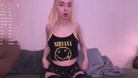 Snapshot of sexdrugg666 chatting on 01-24-25, 10:19 Dina online show from 01-24-25, 10:19