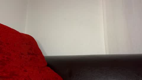 Snapshot of sexfriendch chatting on 12-23-24, 04:55 Lucenzo  online show from 12-23-24, 04:55