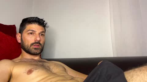 Snapshot of sexfriendch chatting on 12-28-24, 05:25 Lucenzo  online show from 12-28-24, 05:25