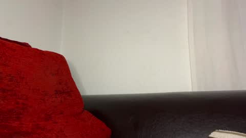 Snapshot of sexfriendch chatting on 01-09-25, 08:24 Lucenzo  online show from 01-09-25, 08:24