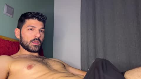 Snapshot of sexfriendch chatting on 02-28-25, 01:26 Lucenzo  online show from 02-28-25, 01:26