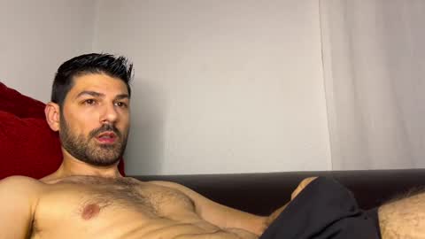 Snapshot of sexfriendch chatting on 03-06-25, 04:30 Lucenzo  online show from 03-06-25, 04:30