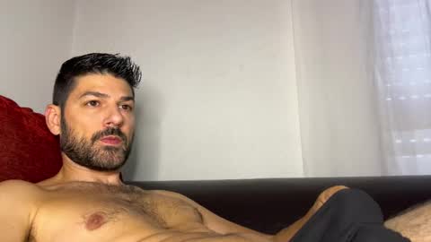 Snapshot of sexfriendch chatting on 09-17-25, 03:24 Lucenzo  online show from 09-17-25, 03:24