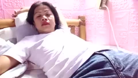 Snapshot of sexgoddesses4u chatting on 12-09-24, 04:45 Ems online show from 12-09-24, 04:45
