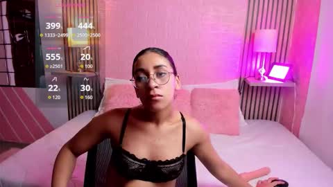 sexi_medussa online show from 11-05-25, 04:56