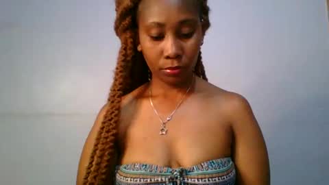 Snapshot of sexie_curvie chatting on 02-07-25, 11:56 Maggie online show from 02-07-25, 11:56