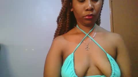 Snapshot of sexie_curvie chatting on 02-09-25, 11:58 Maggie online show from 02-09-25, 11:58