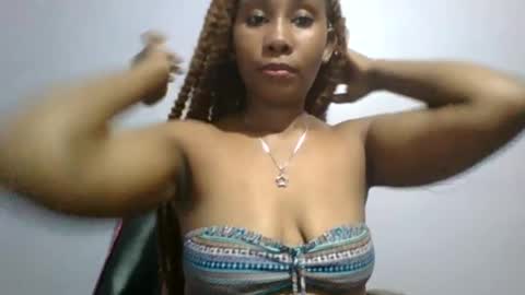 Snapshot of sexie_curvie chatting on 02-11-25, 04:13 Maggie online show from 02-11-25, 04:13