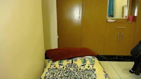 Mari online show from 02-25-26, 02:37