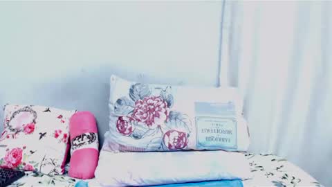 Snapshot of sexiebootyjoyxx chatting on 01-21-25, 09:04 sexiebootyjoyxx online show from 01-21-25, 09:04