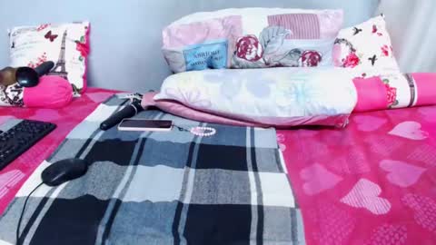 Snapshot of sexiebootyjoyxx chatting on 02-03-25, 05:14 sexiebootyjoyxx online show from 02-03-25, 05:14