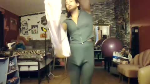 sexiwhiskey699 online show from 10-05-25, 05:17