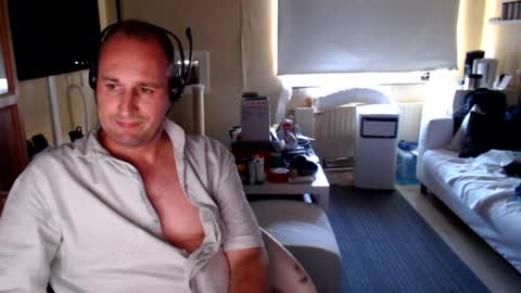 Snapshot of sexlobo1 chatting on 07-29-26, 03:32 Sexlobo online show from 07-29-26, 03:32
