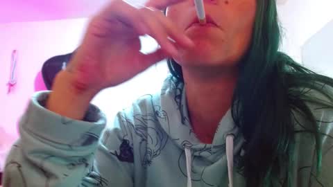 Snapshot of sexmilkdirty chatting on 12-31-24, 01:57 sexmilkdirty online show from 12-31-24, 01:57