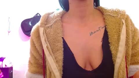 Snapshot of sexmilkdirty chatting on 01-04-25, 11:38 sexmilkdirty online show from 01-04-25, 11:38