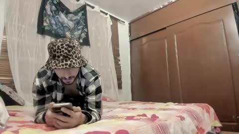         online show from 04-19-26, 03:28