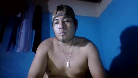 Snapshot of sexoso69129 chatting on 10-21-25, 01:01 sexoso69129 online show from 10-21-25, 01:01