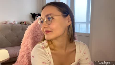 Snapshot of sexstar_l1fstyl3 chatting on 12-14-24, 10:24 Diana online show from 12-14-24, 10:24