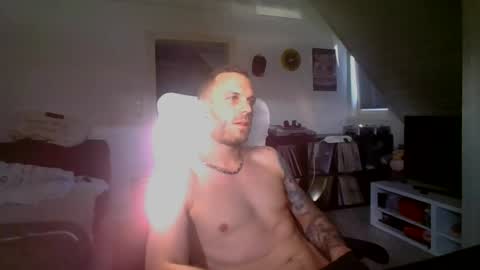 Snapshot of sexsucht92 chatting on 08-01-26, 04:39 Sexsucht92 online show from 08-01-26, 04:39