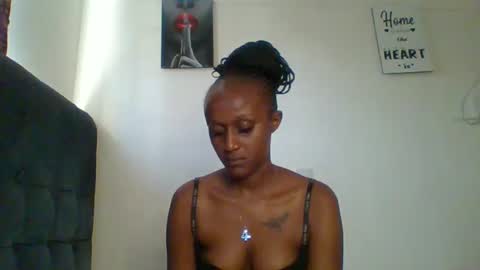 Snapshot of sexsy_sally chatting on 12-07-24, 12:02 sexsysally online show from 12-07-24, 12:02