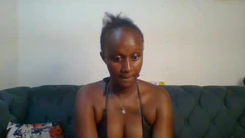 Snapshot of sexsy_sally chatting on 03-08-25, 12:33 sexsysally online show from 03-08-25, 12:33