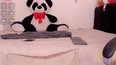 Ask me  online show from 02-25-26, 04:11