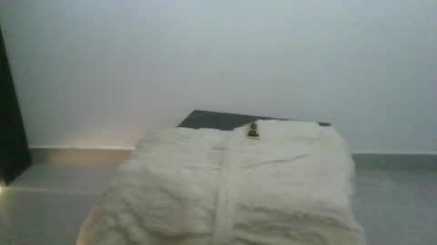 sextasy2025 online show from 04-28-26, 04:39