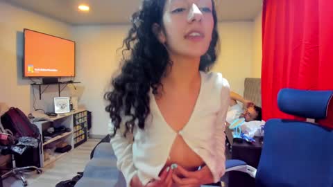 Jax and Lu online show from 01-05-25, 10:50