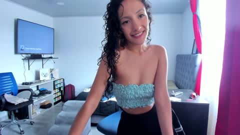 Jax and Lu online show from 01-06-25, 03:29