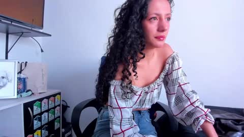 Jax and Lu online show from 01-13-25, 03:04