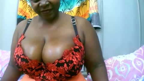 sexxi_ebony online show from 12-22-25, 02:14