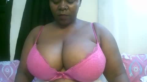 sexxi_ebony online show from 04-19-26, 08:35
