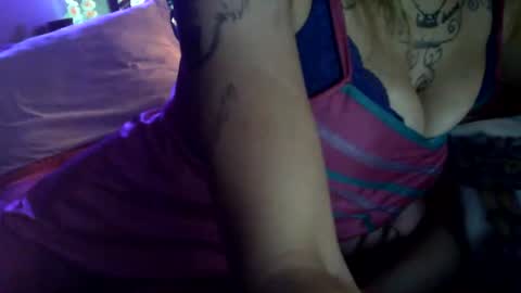 Snapshot of sexxileeah42o chatting on 07-03-26, 07:26 Leeah CloudZzz online show from 07-03-26, 07:26