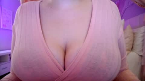 Princess online show from 09-22-25, 03:08