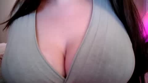 Snapshot of sexxxyprincess chatting on 07-31-26, 02:33 Princess online show from 07-31-26, 02:33