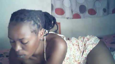 sexxy_curvy23 online show from 01-08-26, 03:09