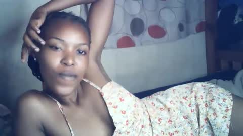 sexxy_curvy23 online show from 01-15-26, 07:02