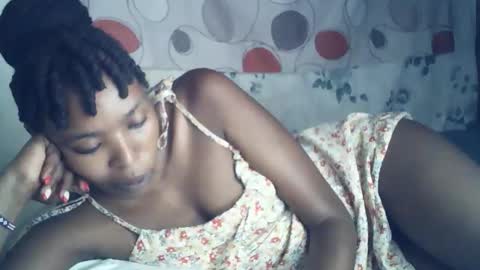 sexxy_curvy23 online show from 03-10-26, 08:03