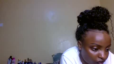 Snapshot of sexxy_daisyy chatting on 10-28-25, 07:45 sexxy_daisyy online show from 10-28-25, 07:45