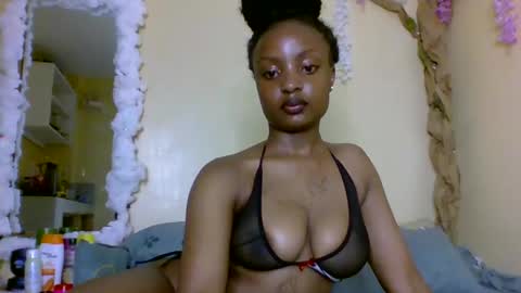 Snapshot of sexxy_daisyy chatting on 11-05-25, 04:56 sexxy_daisyy online show from 11-05-25, 04:56