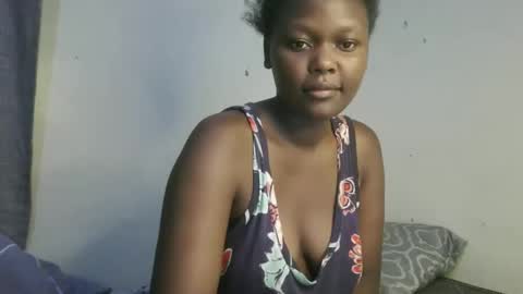 Snapshot of sexxy_kyla chatting on 10-19-25, 04:13 sexxy_kyla online show from 10-19-25, 04:13