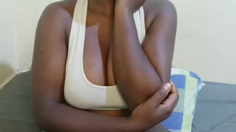 sexxy_maya1 online show from 03-24-26, 09:42