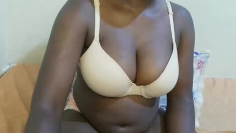 sexxy_maya1 online show from 04-03-26, 06:28