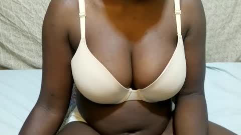Snapshot of sexxy_maya1 chatting on 06-04-26, 07:03 sexxy_maya1 online show from 06-04-26, 07:03