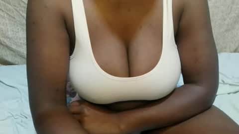 Snapshot of sexxy_maya1 chatting on 06-05-26, 06:52 sexxy_maya1 online show from 06-05-26, 06:52