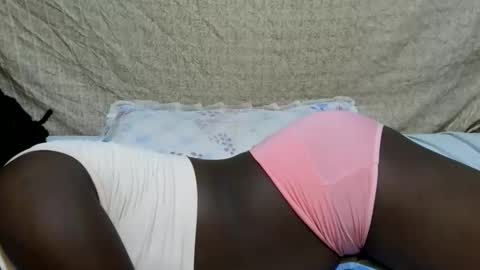 Snapshot of sexxy_maya1 chatting on 06-05-26, 06:57 sexxy_maya1 online show from 06-05-26, 06:57
