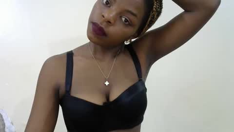 Snapshot of sexxy_montana chatting on 10-24-25, 04:25 sexxy_montana online show from 10-24-25, 04:25