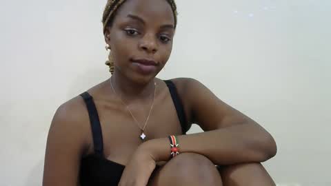 Snapshot of sexxy_montana chatting on 11-03-25, 08:37 sexxy_montana online show from 11-03-25, 08:37