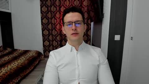 Sexxymuscles4U online show from 03-10-25, 08:59
