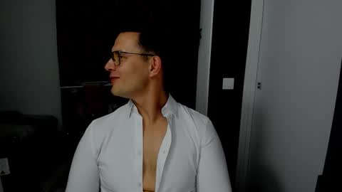 Sexxymuscles4U online show from 11-12-25, 01:55